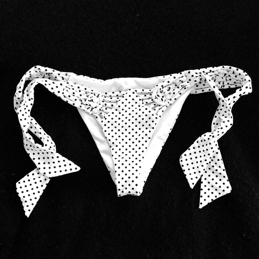 New ✨ Frankies St. Tropez bottoms